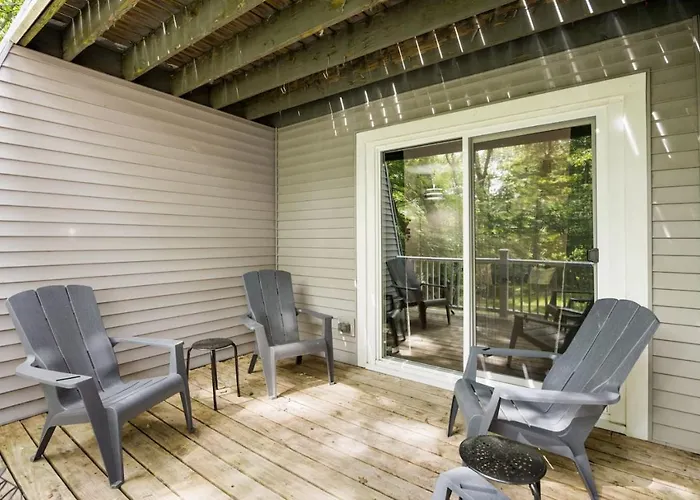 Whispering Willow Retreat 2bd 2ba Nature Oasis Peoria